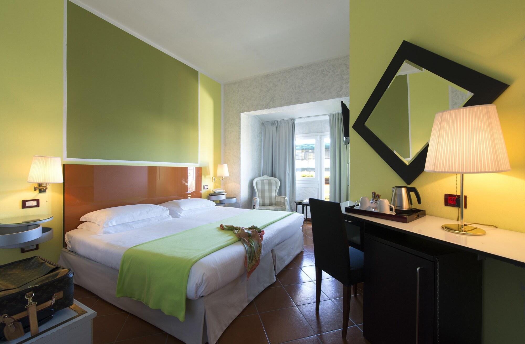 เดอ ลา ปาเช - ชัวร์ โฮเทล คอลเลคชัน บาย เบสต์เวสเทิร์น Hotel ฟลอเรนซ์ ภายนอก รูปภาพ
