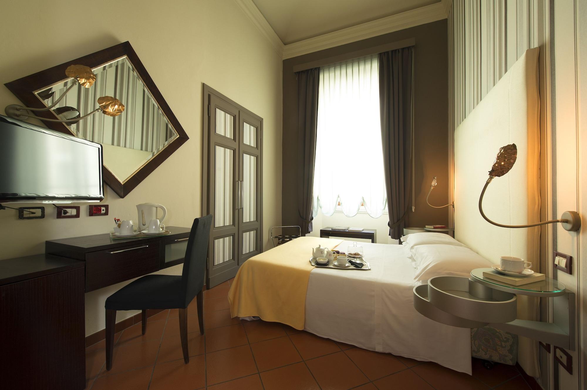 เดอ ลา ปาเช - ชัวร์ โฮเทล คอลเลคชัน บาย เบสต์เวสเทิร์น Hotel ฟลอเรนซ์ ภายนอก รูปภาพ