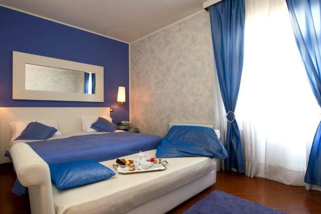 เดอ ลา ปาเช - ชัวร์ โฮเทล คอลเลคชัน บาย เบสต์เวสเทิร์น Hotel ฟลอเรนซ์ ภายนอก รูปภาพ